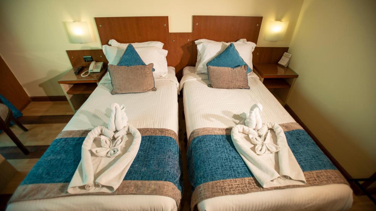 Botel Nile View Jewel